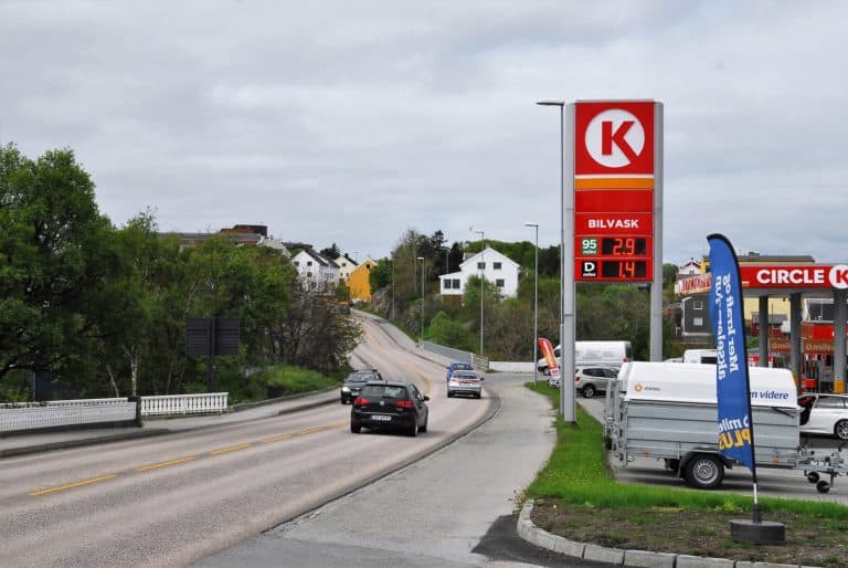 Vask bilen, støtt Redningsselskapet