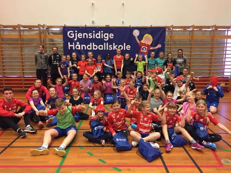 50 barn på håndballskole i vinterferien