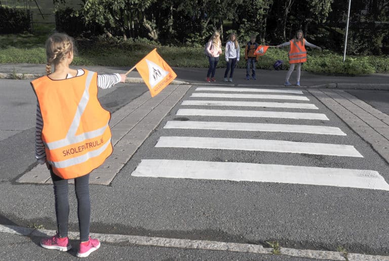 Kraftig nedgang i antallet barn som blir skadd og dør i ulykker på skoleveien