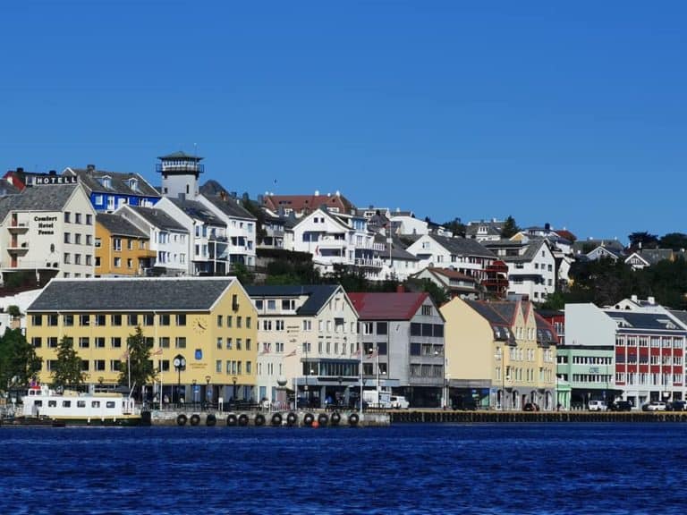 Kristiansund kommune har et akutt behov for vikarer til å bidra inn mot helse og omsorg